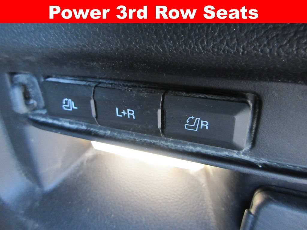 Used 2022 Ford Explorer Limited w/ Equipment Group 301A AWD/4WD image 23