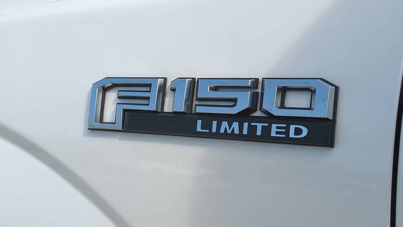 Used 2019 Ford F150 Limited AWD/4WD image 14