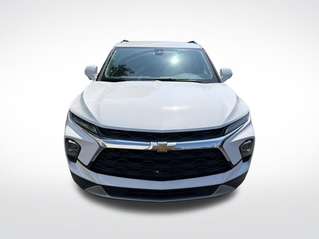 Used 2023 Chevrolet Blazer LT w/ Convenience Package AWD/4WD image 2
