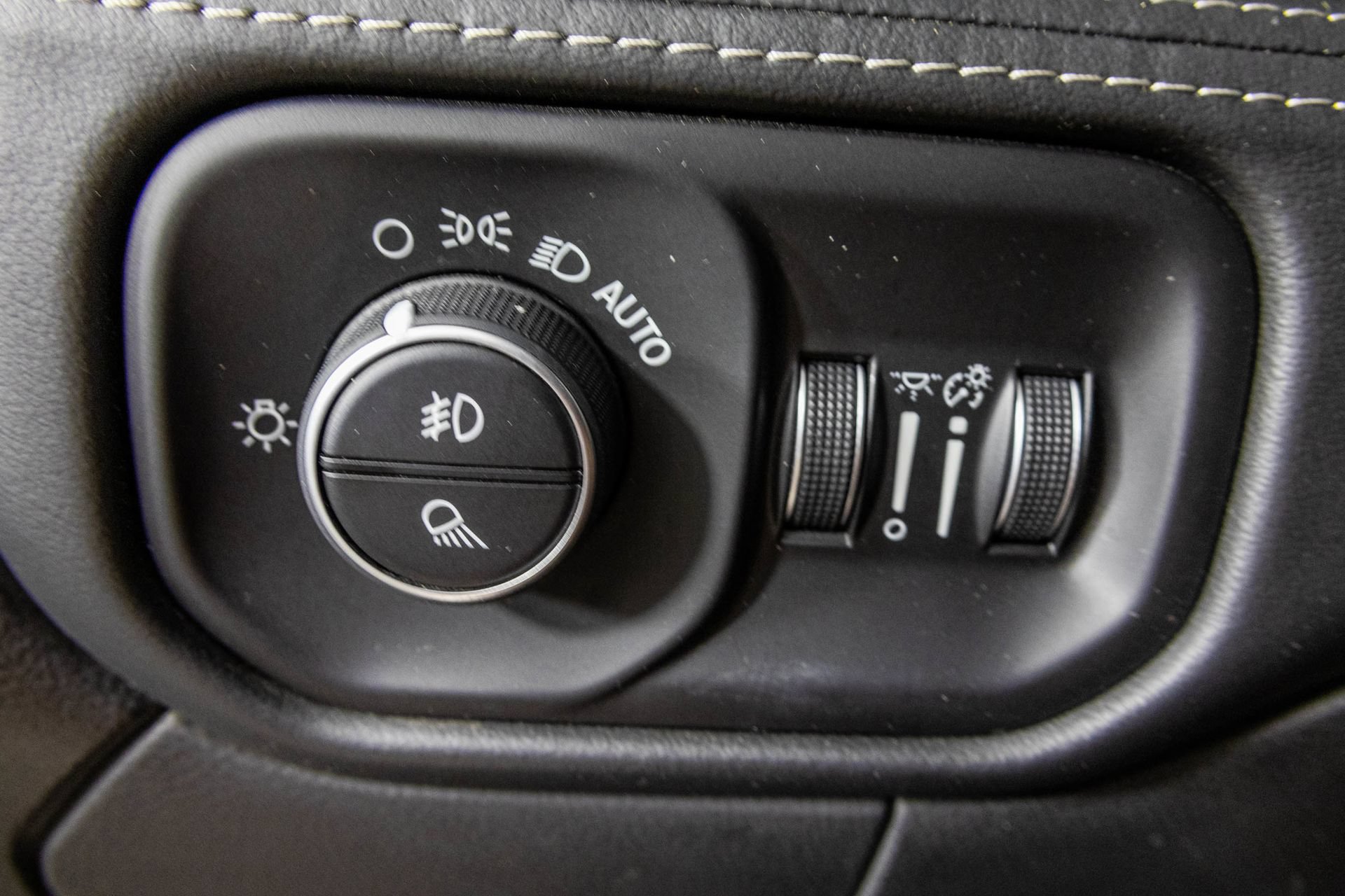 Used 2019 RAM 3500 Limited AWD/4WD image 35