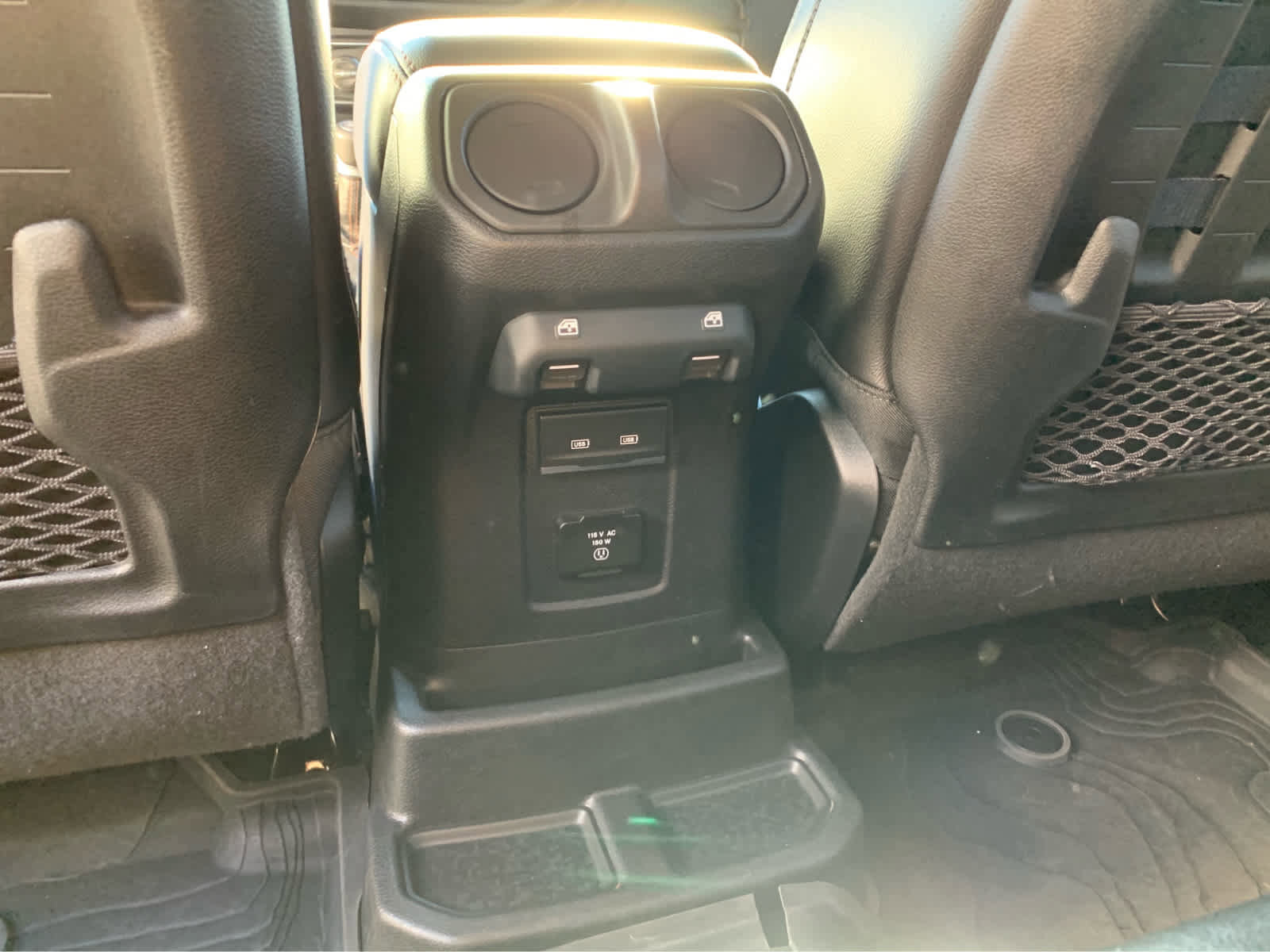 Used 2022 Jeep Wrangler Unlimited Rubicon w/ Trailer Tow Package image 25