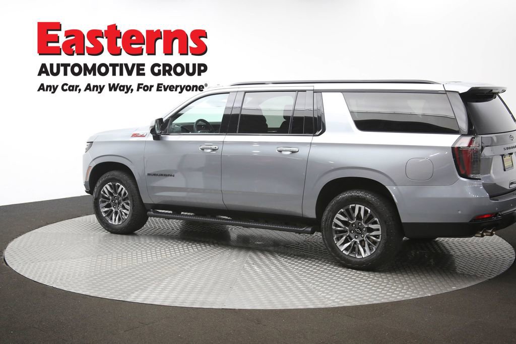 Used 2025 Chevrolet Suburban Z71 image 65