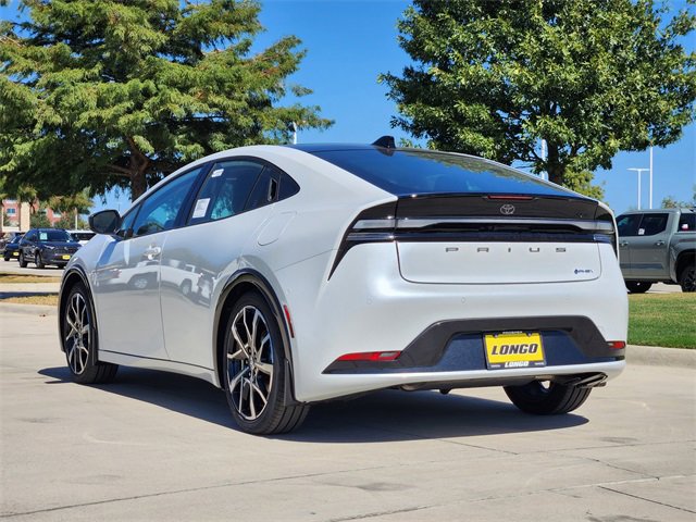 New 2026 Toyota Prius Plug-In Hybrid image 4