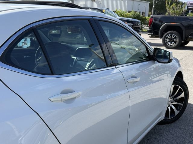 Used 2017 Acura TLX w/ Technology Package FWD image 8