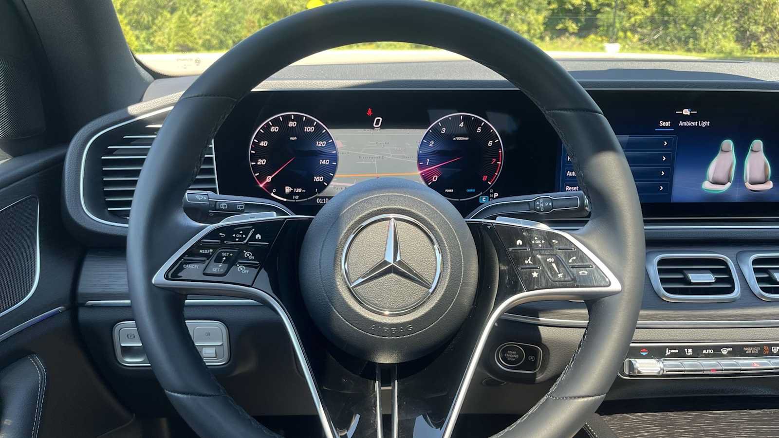 Used 2025 Mercedes-Benz GLE 350 4MATIC image 36