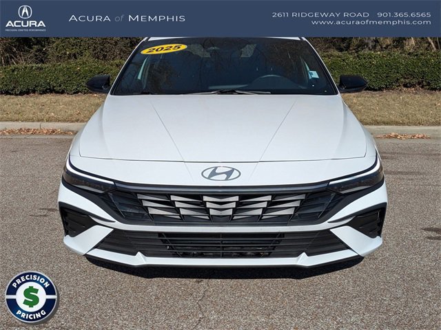 Used 2025 Hyundai Elantra Sport image 9