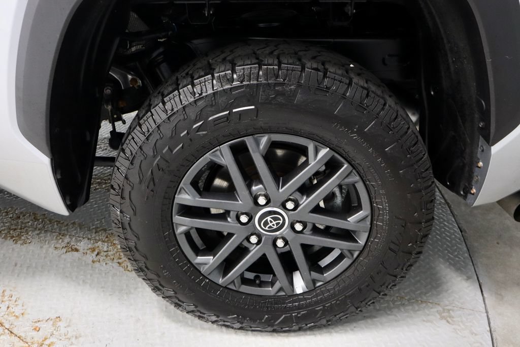 Used 2024 Toyota Tundra SR5 w/ SR5 Convenience Package AWD/4WD image 18