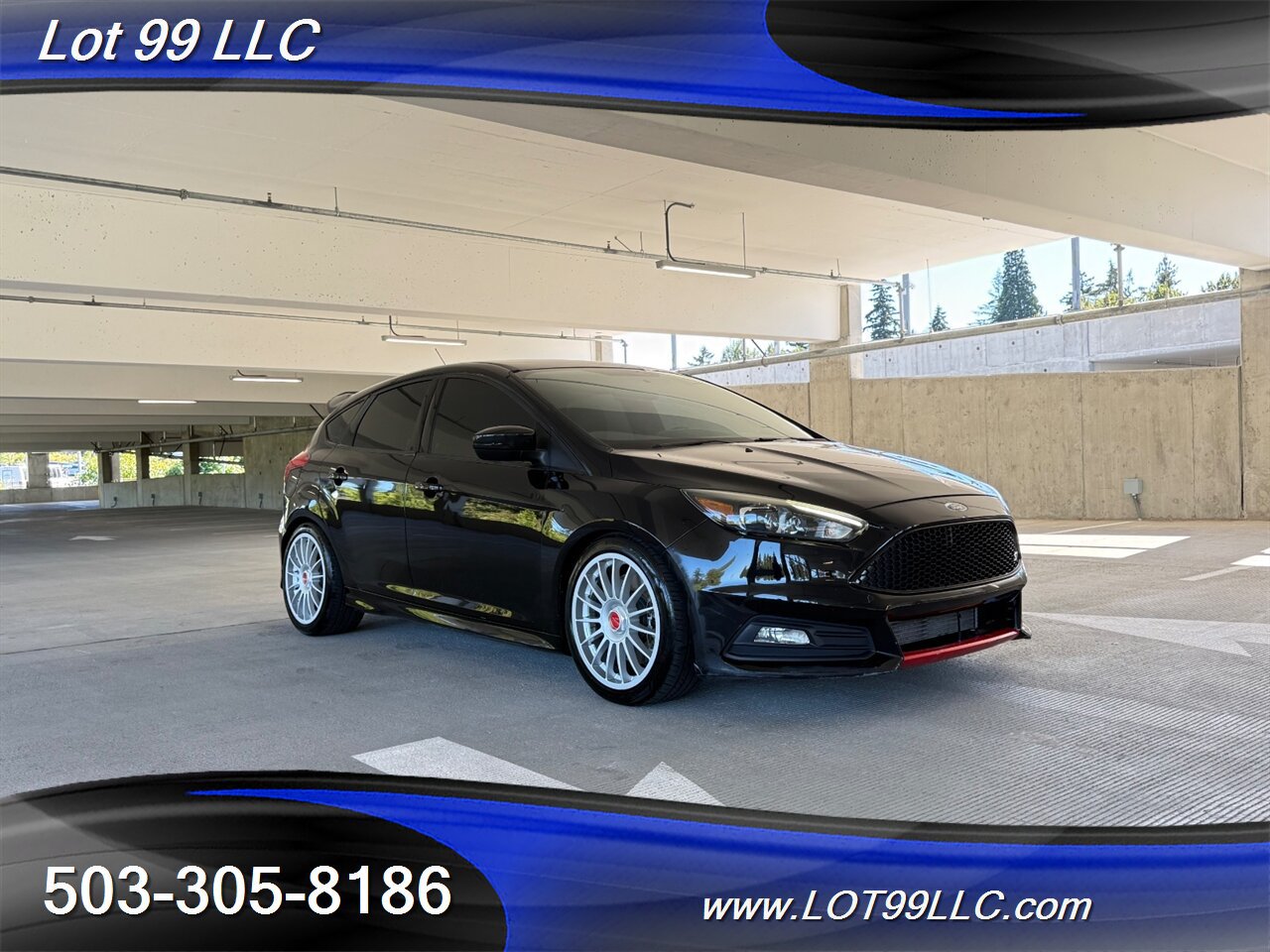 Used 2016 Ford Focus ST w/ Equipment Group 401A FWD image 4