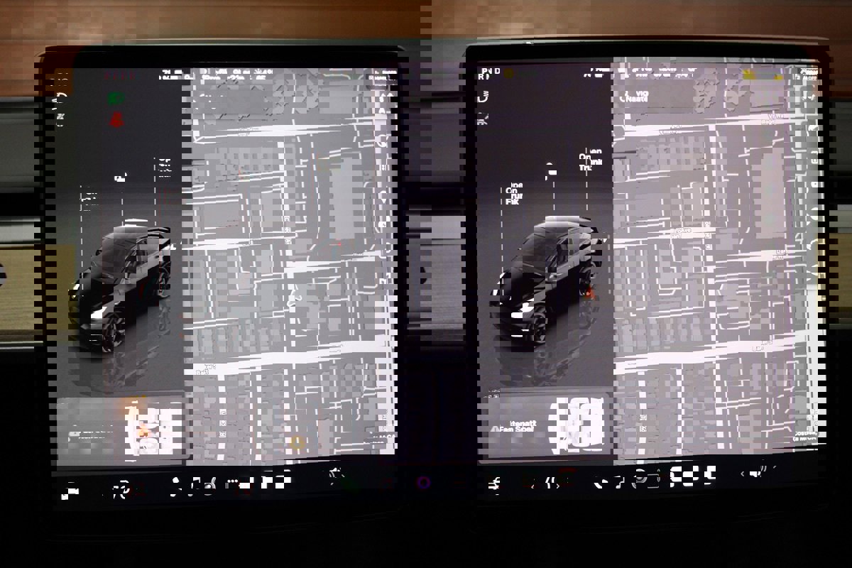 Used 2023 Tesla Model Y Long Range image 34