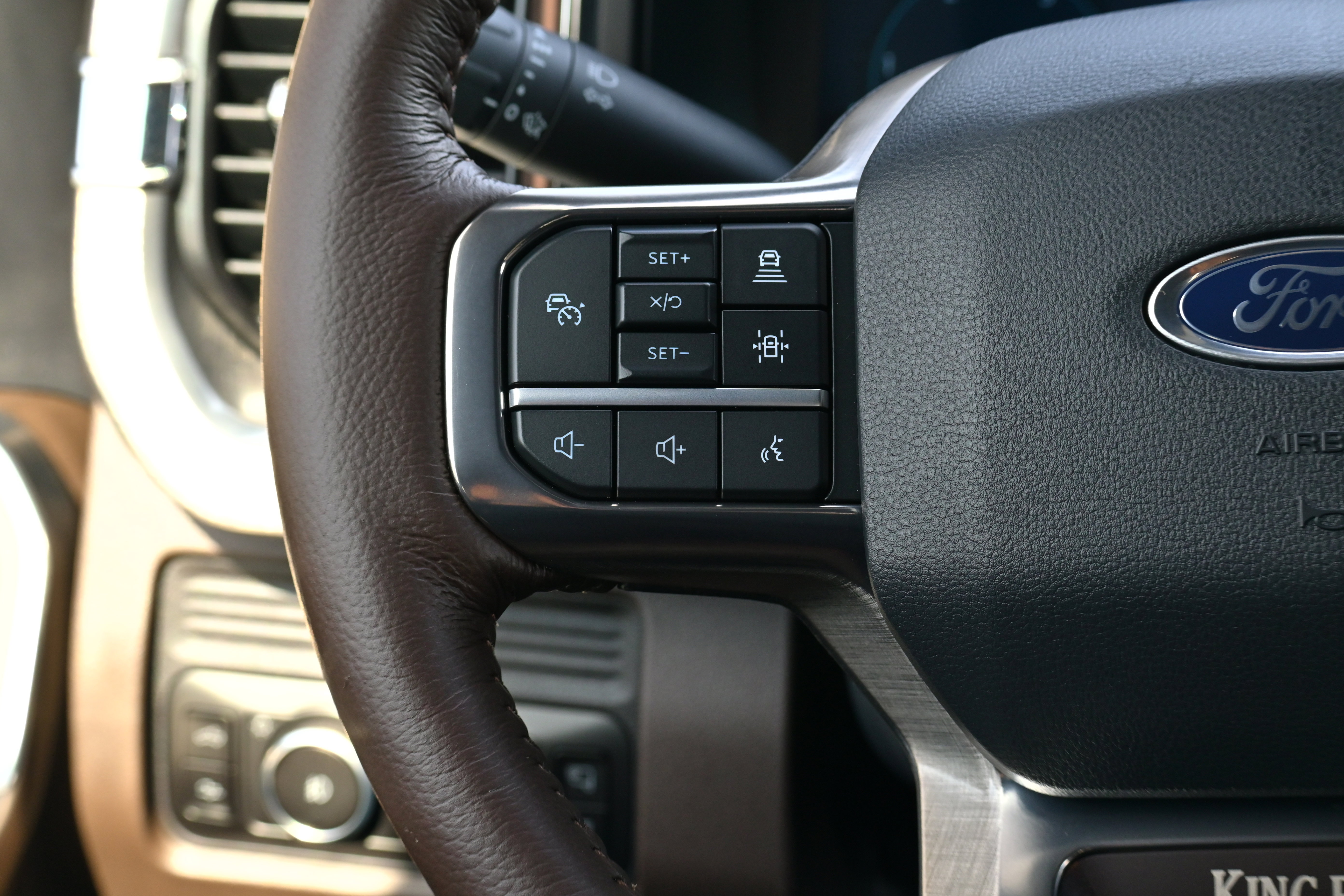 Used 2026 Ford F450 King Ranch w/ Chrome Package image 23