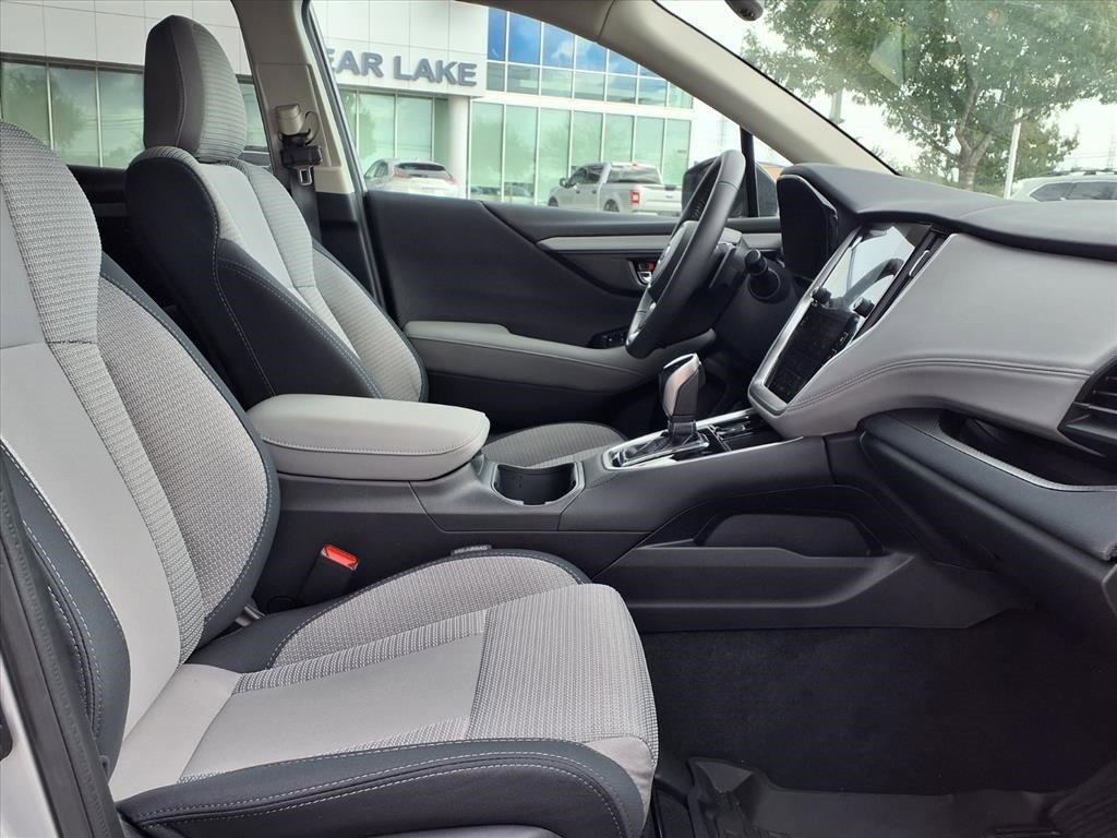 Used 2025 Subaru Outback Premium w/ Popular Package #1A image 6