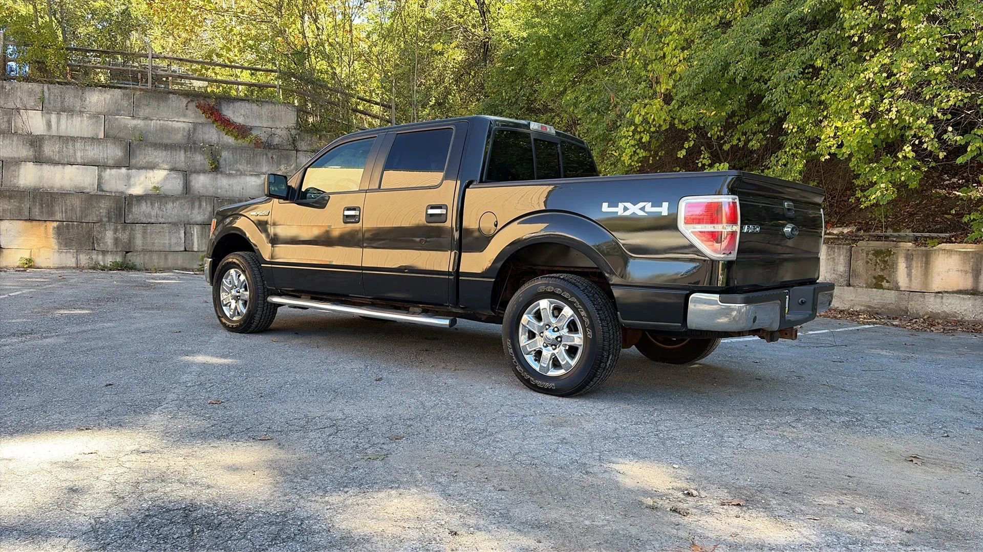Used 2013 Ford F150 XLT w/ Luxury Equipment Group image 14