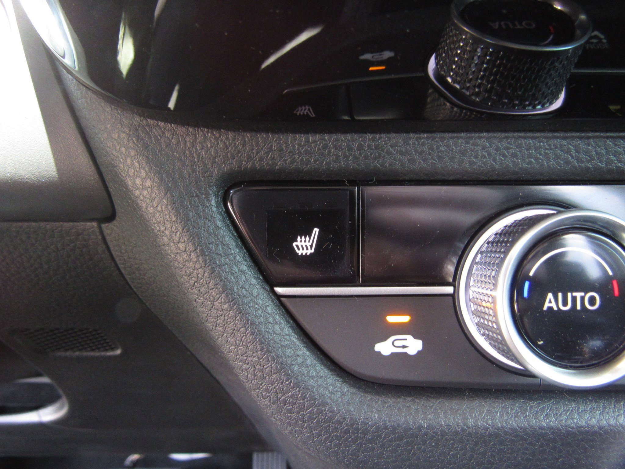 Certified 2025 Acura ADX FWD image 24