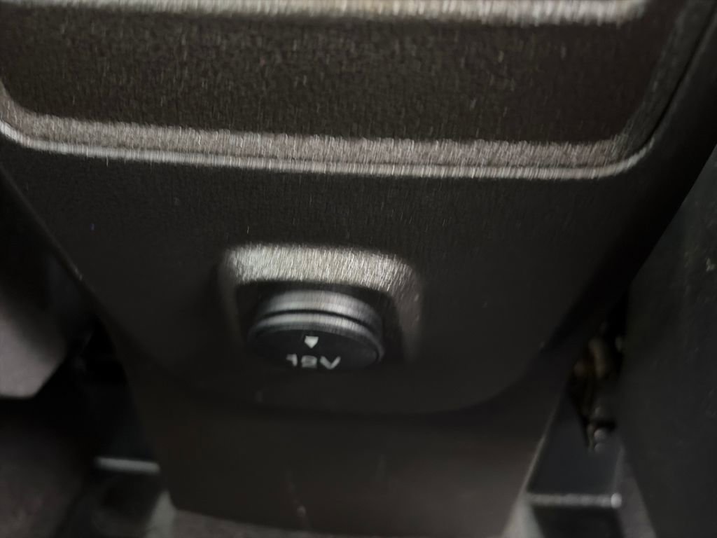 Used 2015 Ford Escape SE FWD image 32