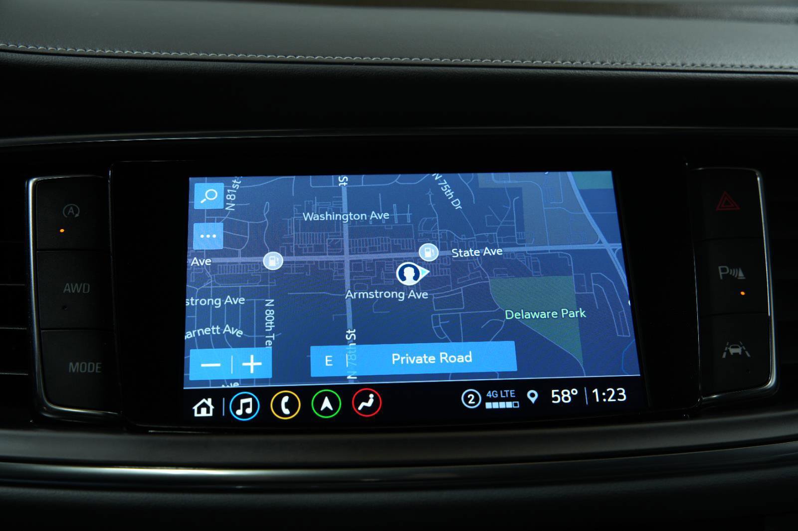 Used 2024 Buick Enclave Essence w/ Experience Buick Package image 38