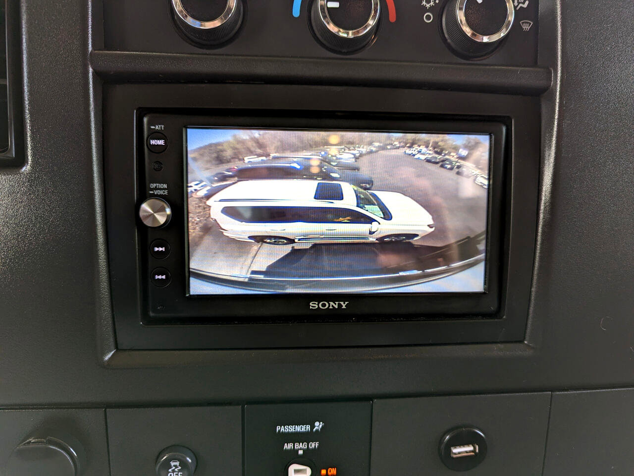 Used 2019 Chevrolet Express 4500 w/ RV Package RWD image 30