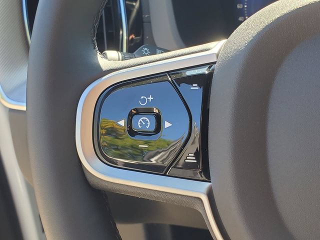 New 2026 Volvo XC60 B5 Ultra w/ Protection Package Premier AWD/4WD image 18