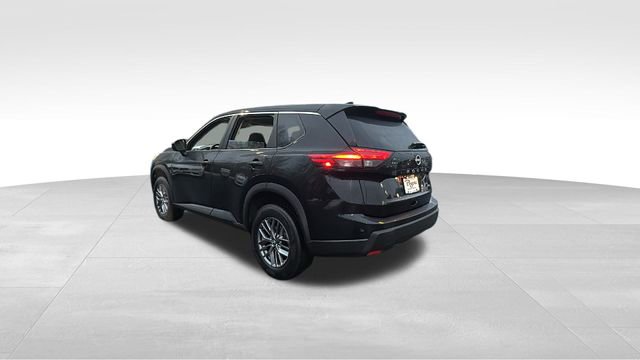 Used 2024 Nissan Rogue S image 5