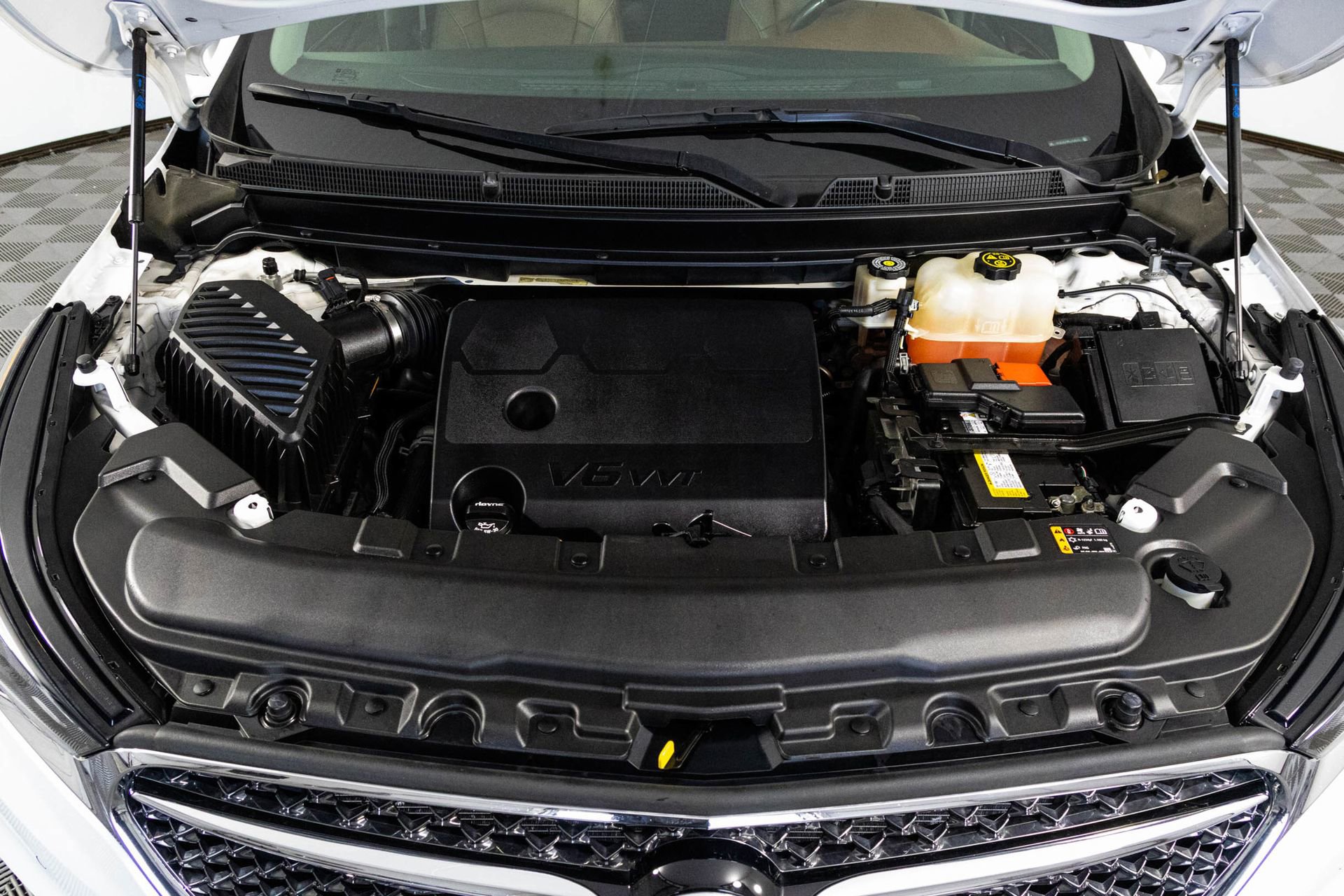 Used 2020 Buick Enclave Avenir w/ Avenir Technology Package image 47