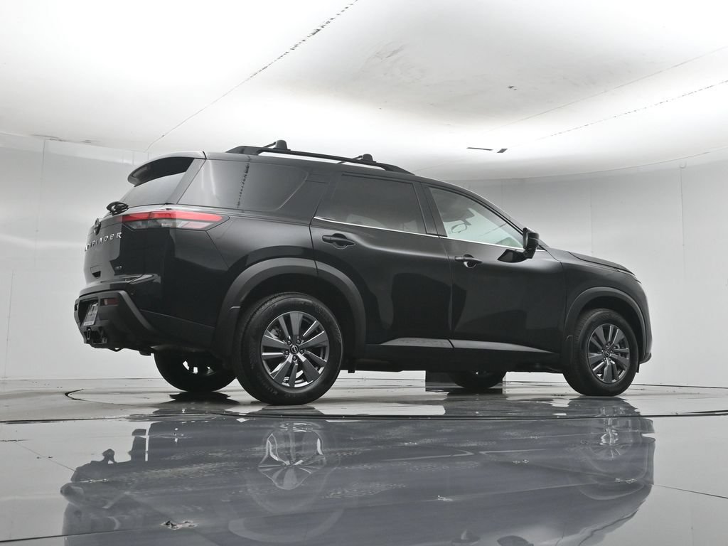 Used 2025 Nissan Pathfinder SV w/ SV Premium Package AWD/4WD image 54