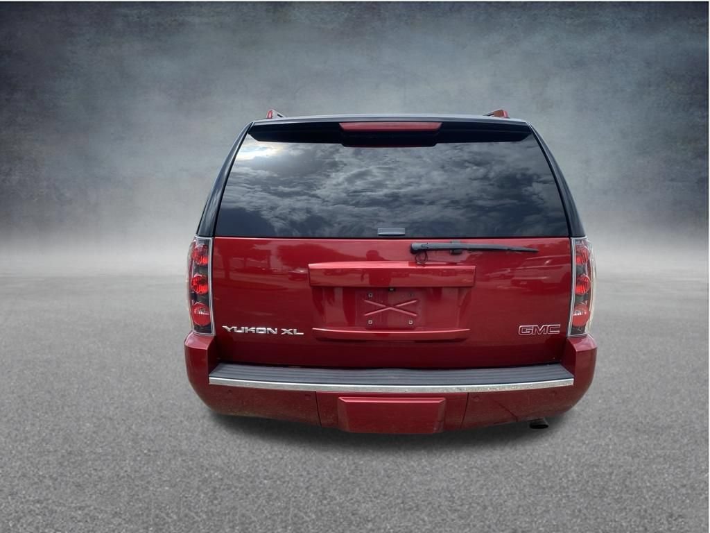 Used 2014 GMC Yukon XL Denali AWD/4WD image 8