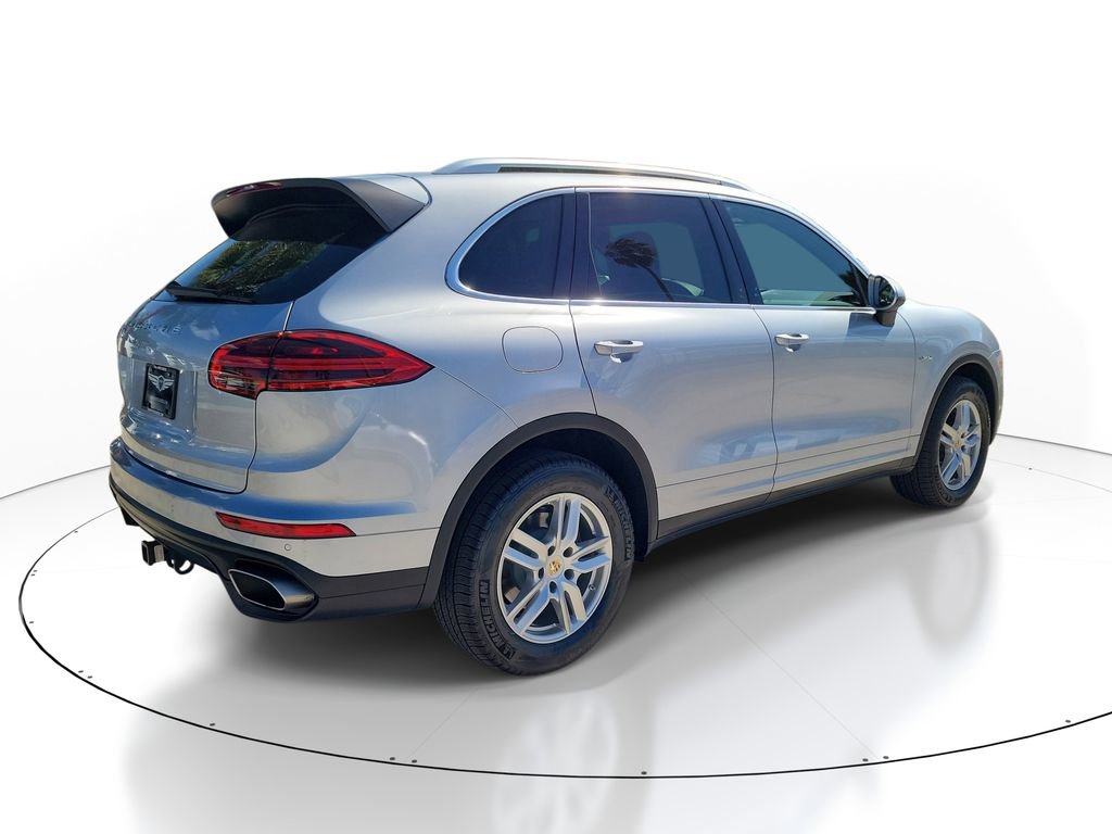 Used 2015 Porsche Cayenne Diesel image 4