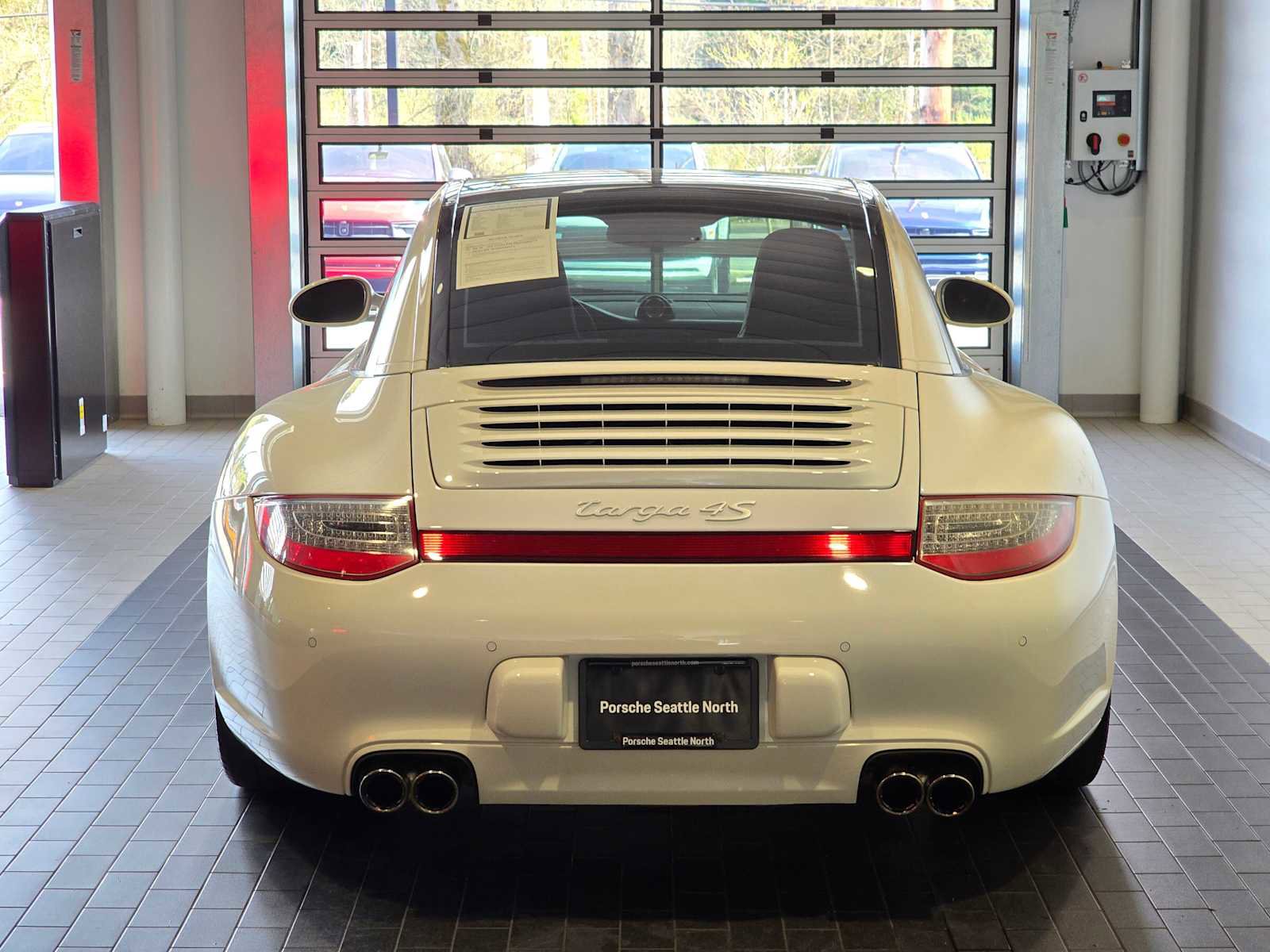 Used 2011 Porsche 911 Targa 4S AWD/4WD image 6