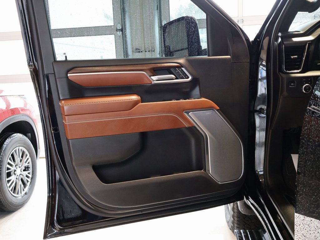 Certified 2025 GMC Sierra 2500 Denali Ultimate image 11