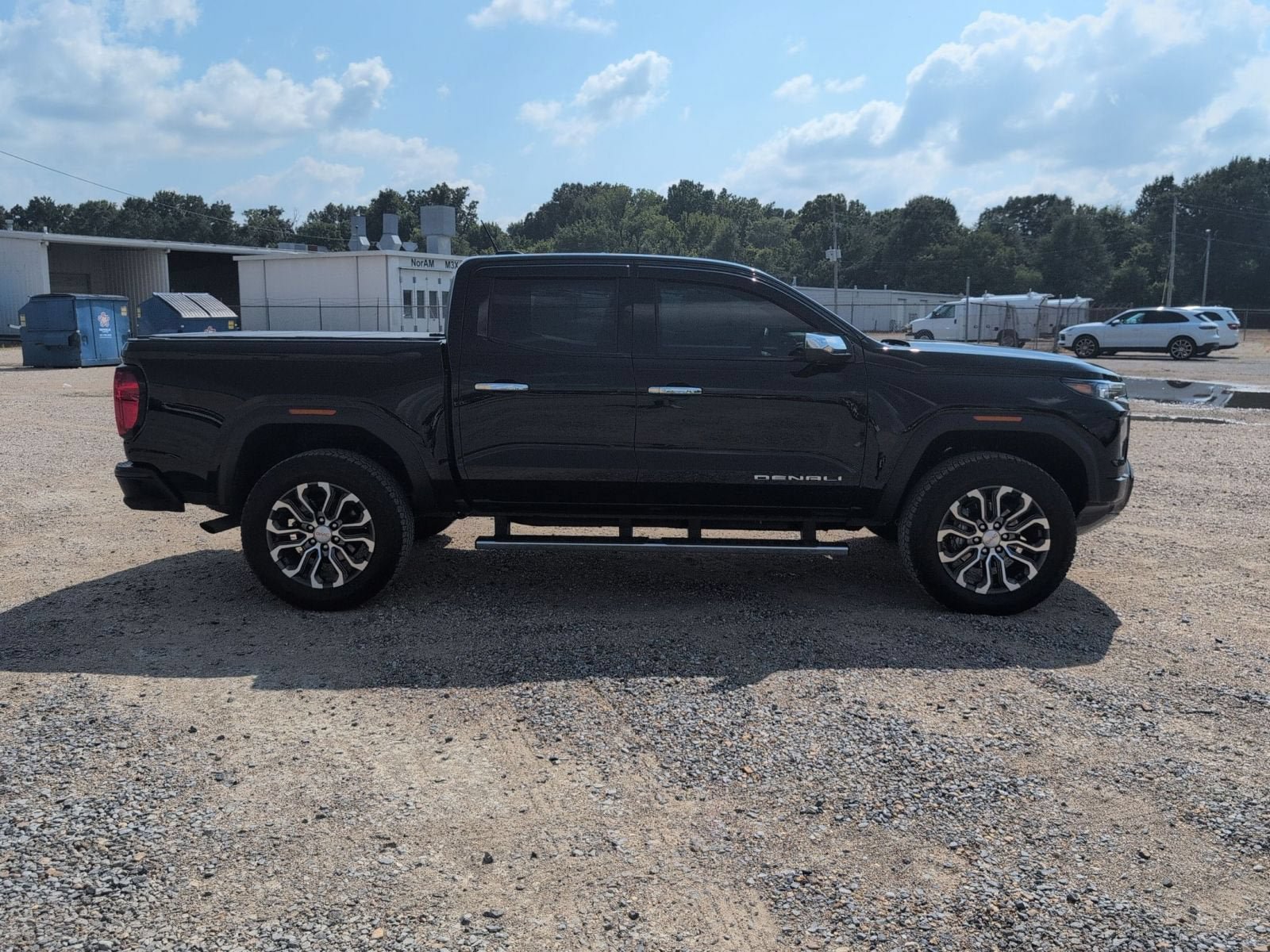 Used 2026 GMC Canyon Denali AWD/4WD image 7