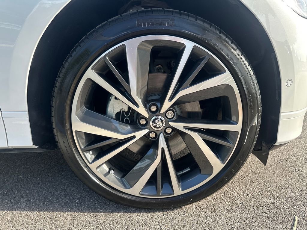 Used 2024 Jaguar I-PACE R-Dynamic HSE AWD/4WD image 13