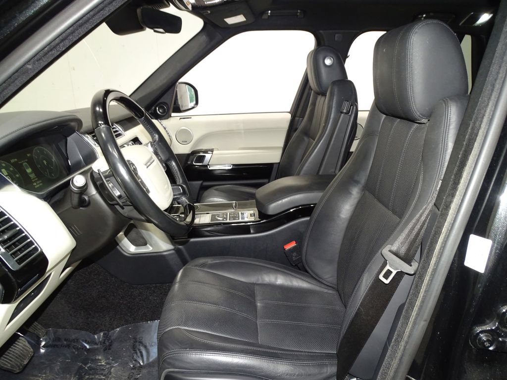 Used 2017 Land Rover Range Rover HSE AWD/4WD image 10
