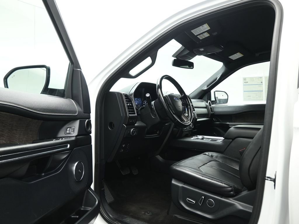 Certified 2021 Ford Expedition Max Limited image 9