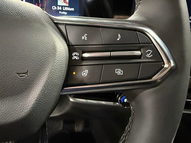 New 2026 Chevrolet Equinox LT w/ Convenience Package II image 13