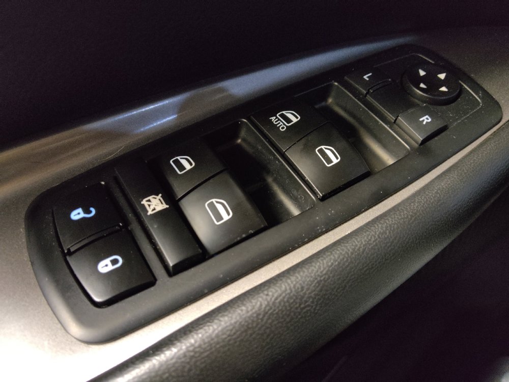 Used 2017 Dodge Journey Crossroad FWD image 27