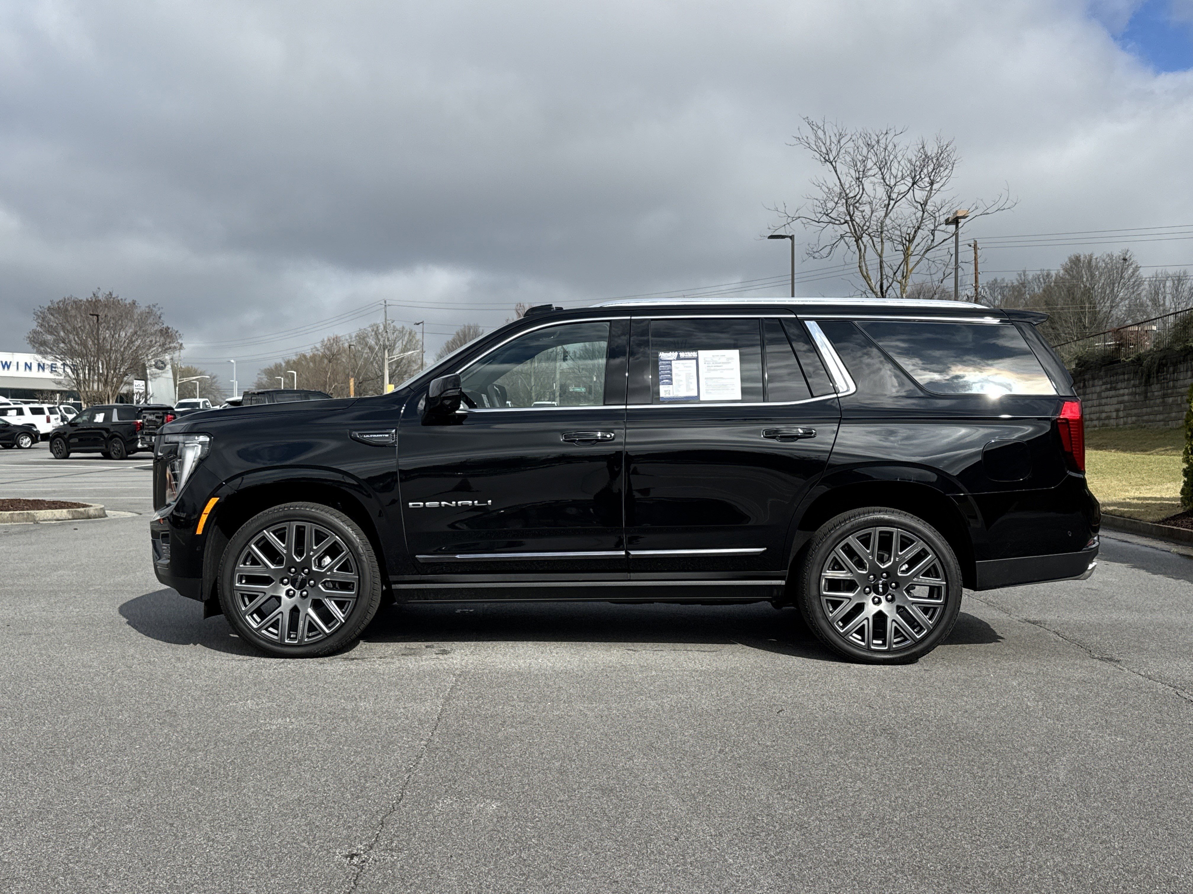 Used 2026 GMC Yukon Denali Ultimate w/ LPO, Floor Liner Package image 7