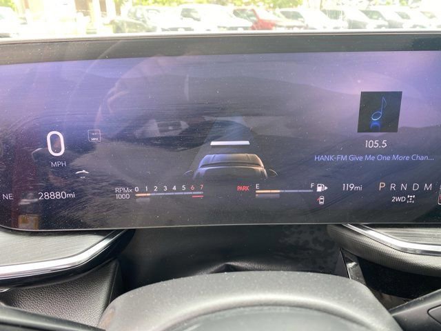 Used 2025 Buick Envision Preferred image 11