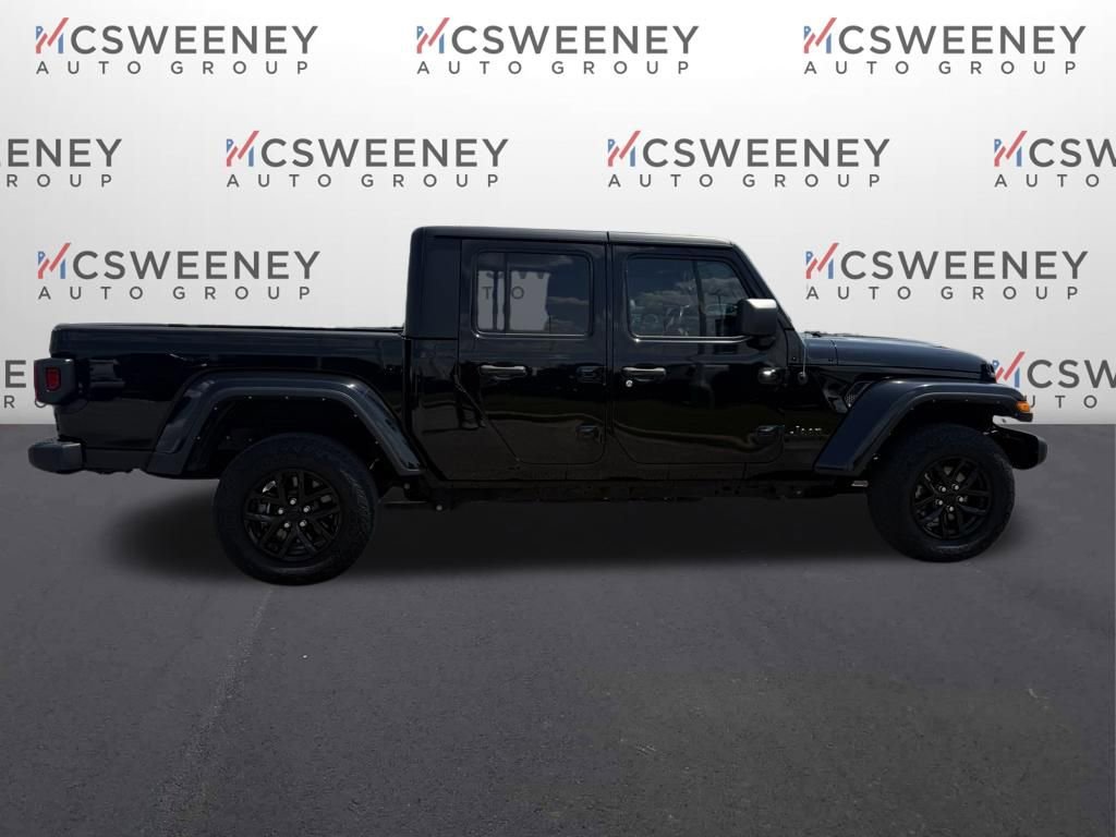 Used 2022 Jeep Gladiator Sport AWD/4WD image 8