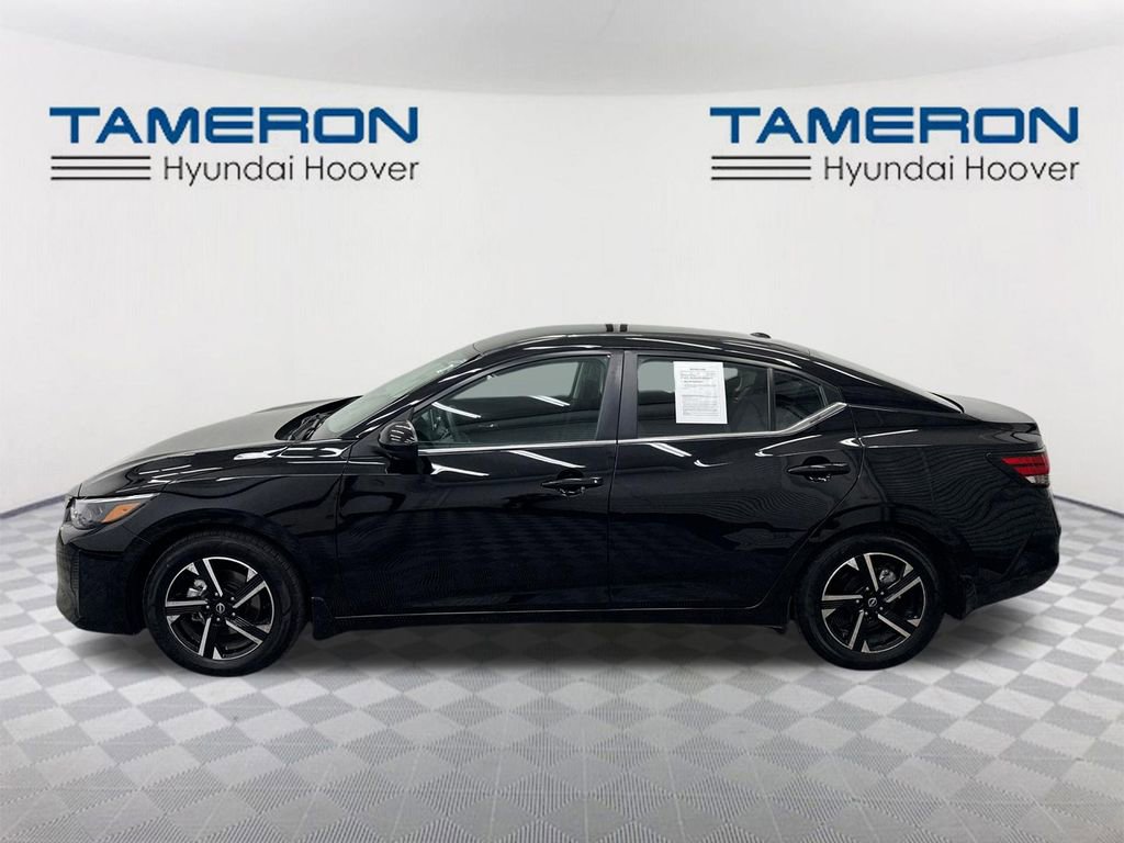 Used 2024 Nissan Sentra SV image 2