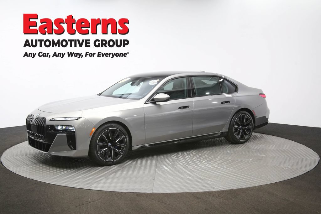 Used 2023 BMW 760i xDrive w/ Executive Package AWD/4WD image 61