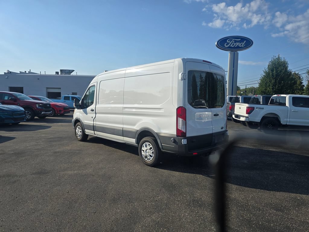 Used 2015 Ford Transit 250 148 Medium Roof w/ Interior Upgrade Package RWD image 3