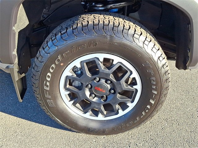 Used 2024 Toyota Tacoma TRD Off-Road image 8