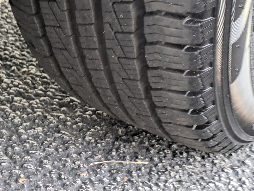 Used 2020 Honda Pilot Touring image 12