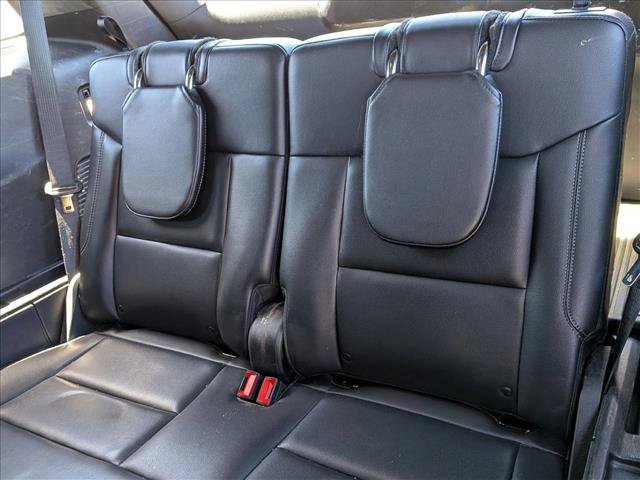 Used 2020 Ford Explorer XLT w/ Equipment Group 202A AWD/4WD image 19