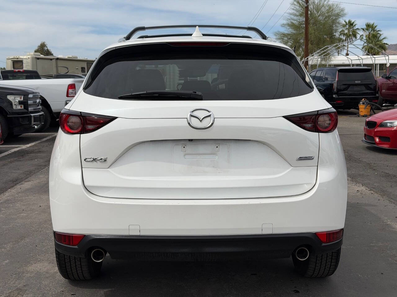 Used 2018 MAZDA CX-5 Touring w/ Preferred Equipment Package FWD image 8