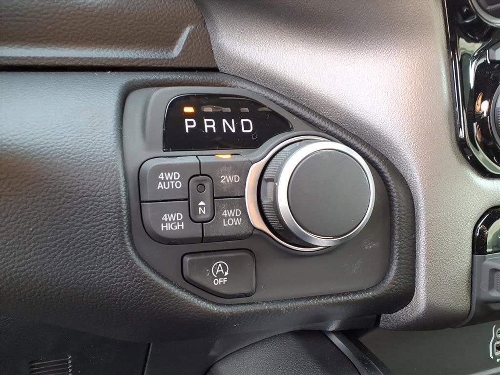 New 2026 RAM 1500 Big Horn AWD/4WD image 15