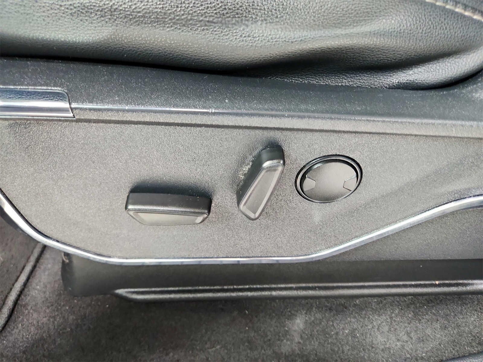 Used 2023 Ford F150 Lariat image 20