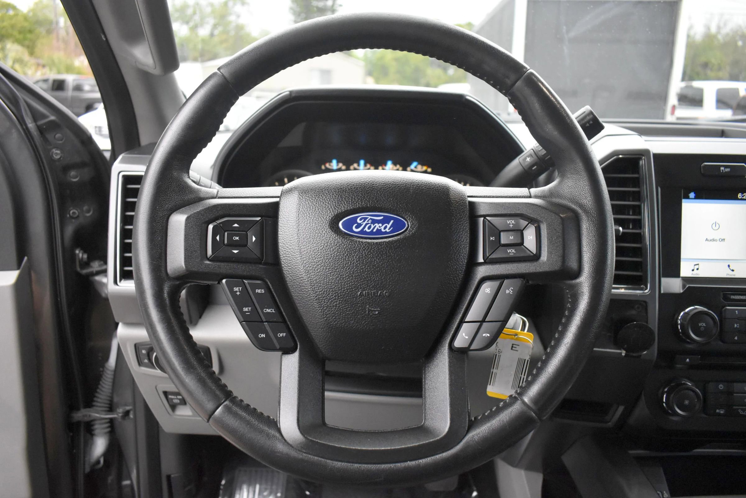 Used 2017 Ford F150 XLT w/ Equipment Group 302A Luxury RWD image 23