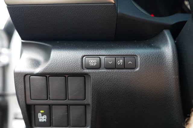 Used 2014 Lexus IS 250 w/ F-Sport Package RWD image 39