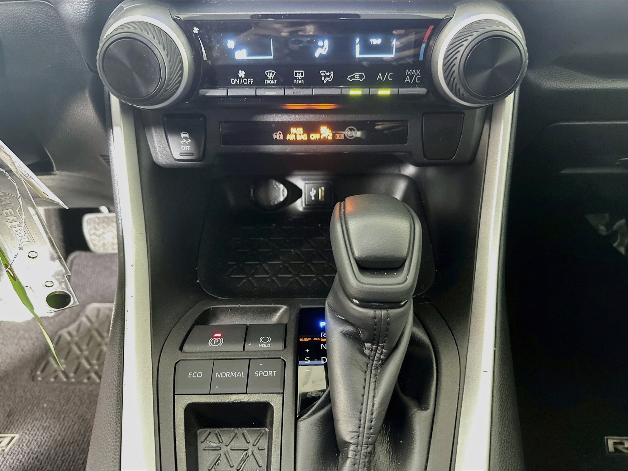 Certified 2023 Toyota RAV4 LE FWD image 22