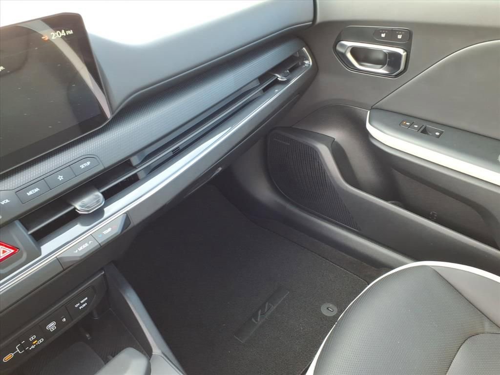 New 2025 Kia K4 GT-Line w/ GT-Line Premium Package image 26